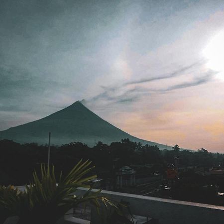 Majestique Hotel Albay Bicol Guinobatan Exterior foto